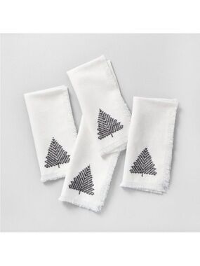 **Set of 4** Hearth &Hand with Magnolia Christmas Tree Embroidered Cloth Napkins